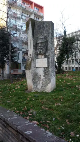 Паметник на Костаки Попович - Ямбол