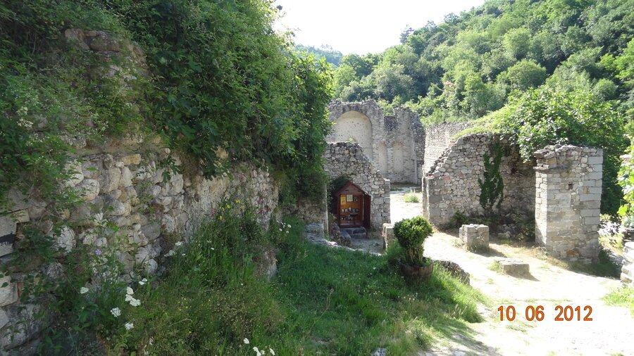 Средновековна църква "Св.Варвара" - Мелник