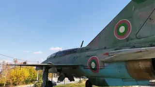 Самолет-експонат МиГ-21