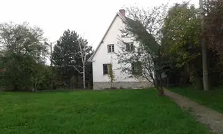 Хижа "Божур"