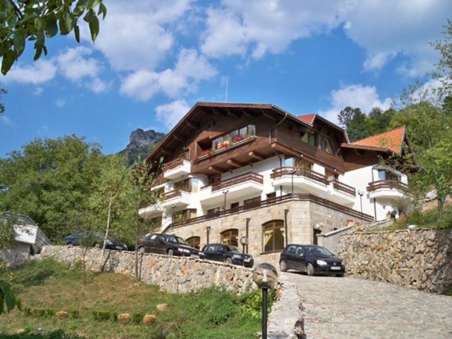 Еко-къща Вила "Червен" - Тетевен