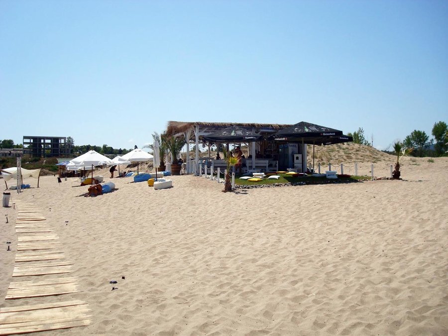 Плаж "Оазис" - Лозенец