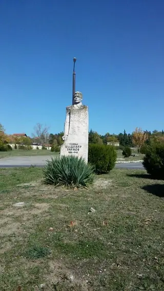 Паметник на генерал Владимир Заимов - Ямбол