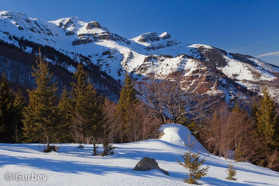 Връх Трите Чуки