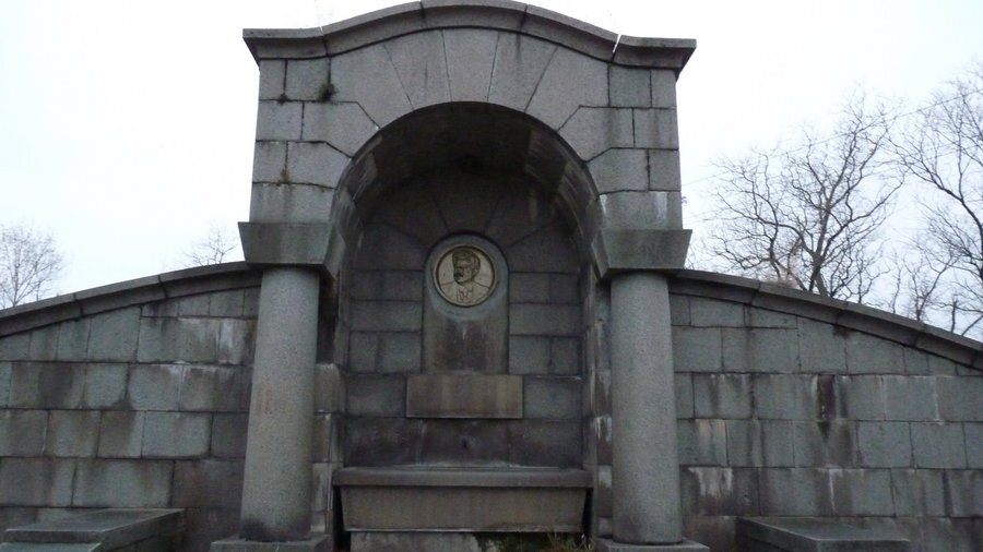 Чешма-паметник Александър Стамболийски