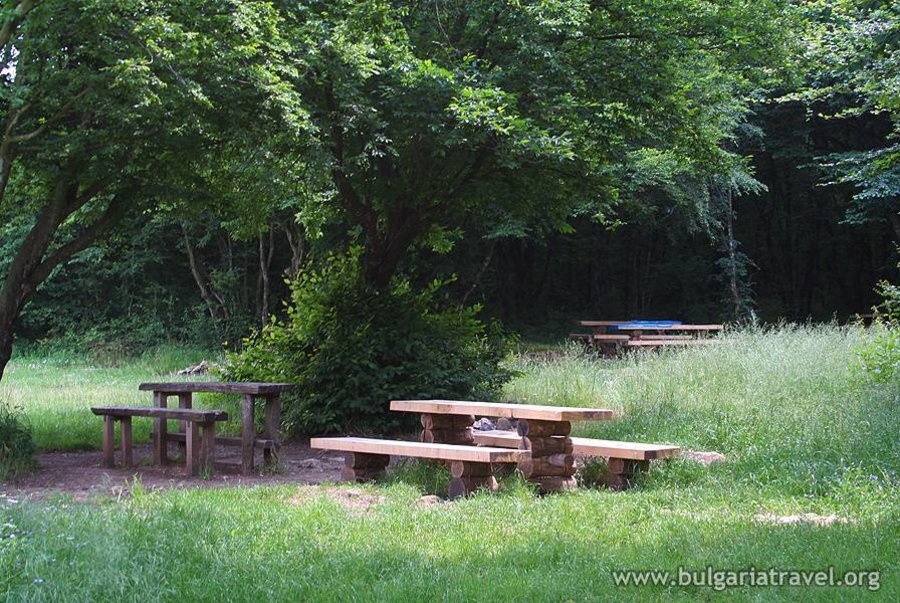 Природен парк "Шуменското плато"