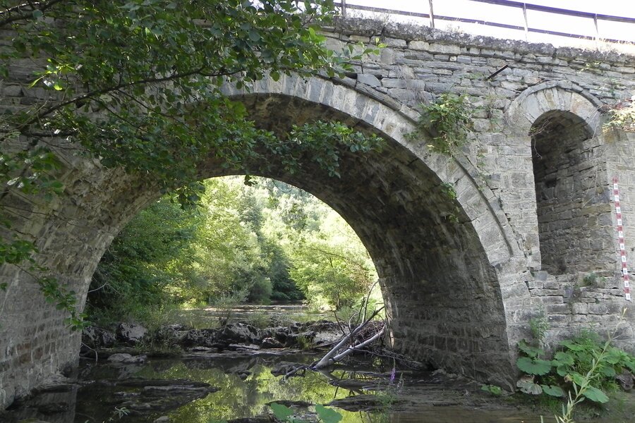 Стар каменен мост - Батошево