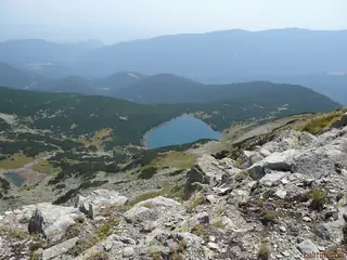 Скалишки езера