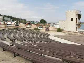 Амфитеатър - к.к. Златни пясъци