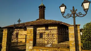 Църква "Свети Архангел Михаил" - Трявна