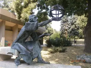 Паметник на Николай Коперник - Варна