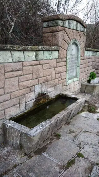 Хайдушката чешма - с.Малко Чочовени