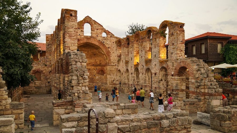 Базилика "Св. София" - Несебър