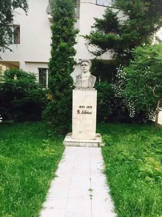 Паметник на Васил Левски - Тетевен