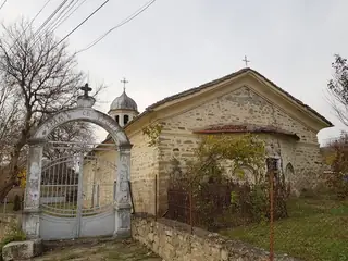 Църква "Св. Георги Победоносец" - с. Леденик