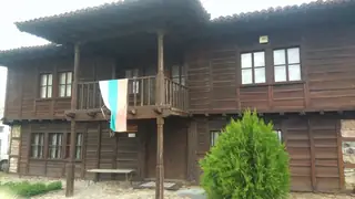 Светско училище - Брезово