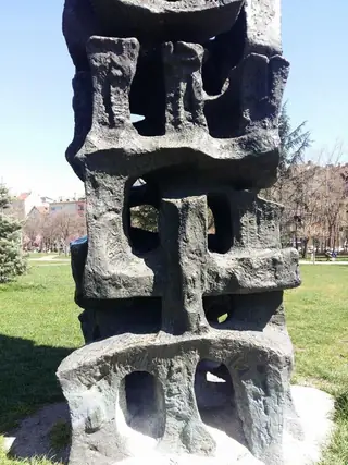 Скулптура Азбуката - София