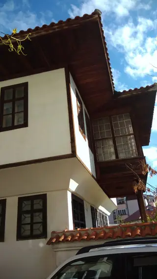 Етнографският комплекс "Хаджиданчови къщи"  - Сливен