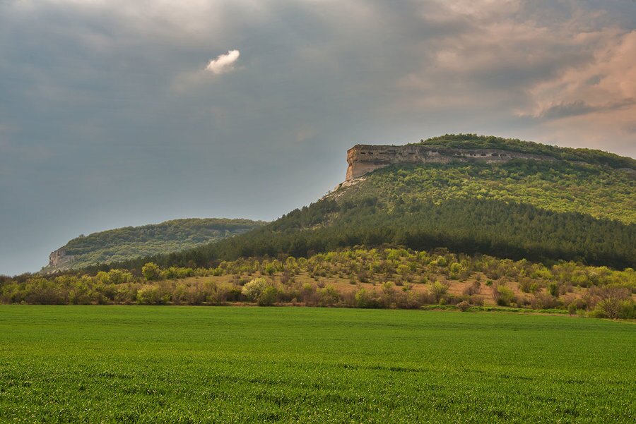 "Голямото и Малкото було" - Невша