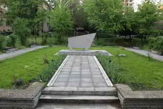 Антифашистки паметник - Бобов дол