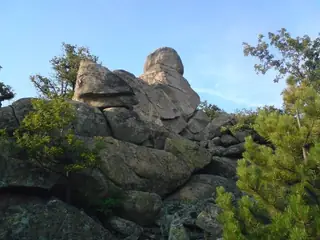 Скално светилище "Каменна могила"