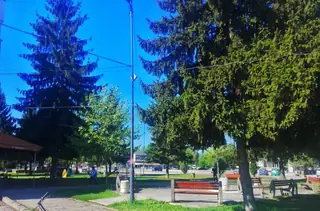 Парка в центъра - Долна Оряховица