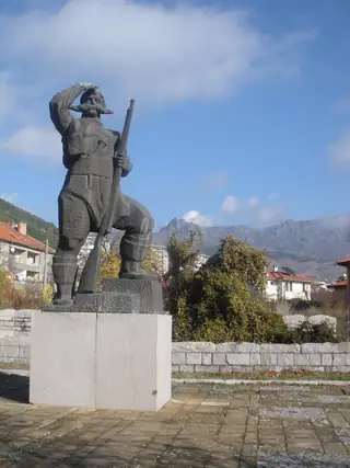 Паметник на войводата Панайот Хитов - Сливен