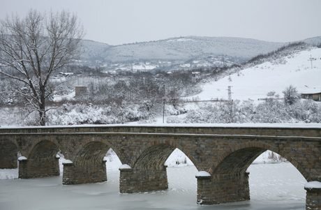 Мостът на Колю Фичето над река Росица - Севлиево