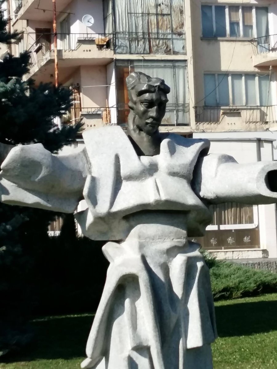 Паметник Таньо войвода - Попово