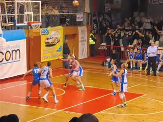 Спортна зала "Дунав" - Русе