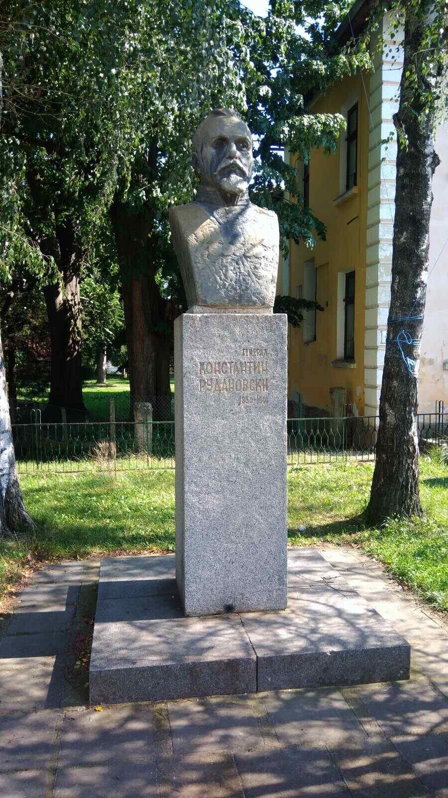 Паметник на Константин Рудановски - с.Константин