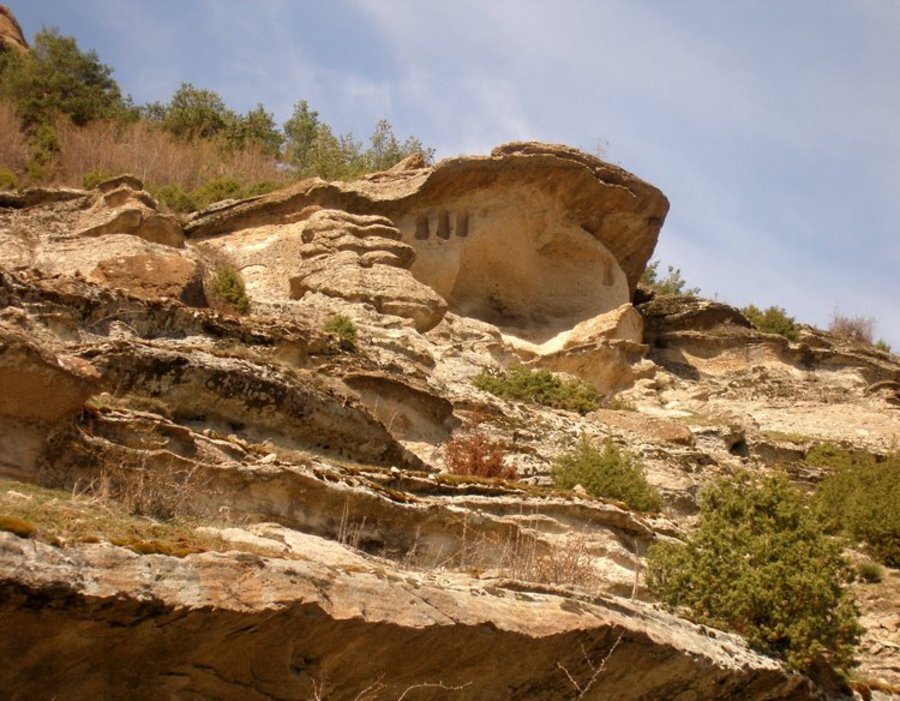 Скално светилище - Небеска