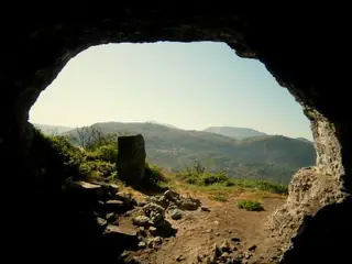 Ръжишка пещера - Гара Лакатник