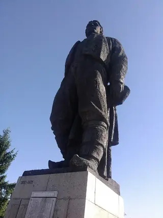 Паметник на Васил Левски - Ловеч