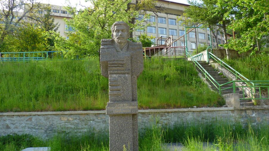 Паметник на Христо Попконстантинов - с.Петково