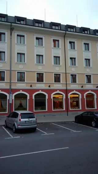 Сградата на първият хотел в Сливен