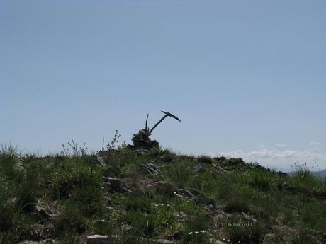 Връх Издремец