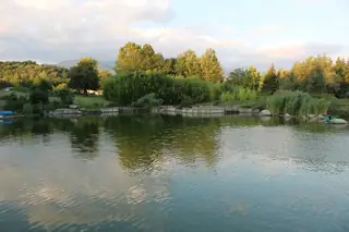 Езерото в Ботаническа градина "Свети Врач" - Сандански