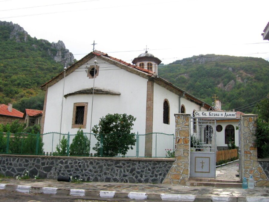 Църква "Св. Св. Козма и Дамян" - Кричим