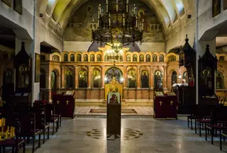 Православен храм "Свети апостоли Петър и Павел" - София