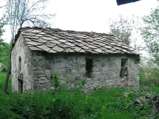 Долнобешовишки манастир "Св. Архангел Михаил" - Враца