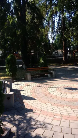 Парк "Николай Гяуров" - Велинград