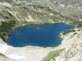 Митрово езеро