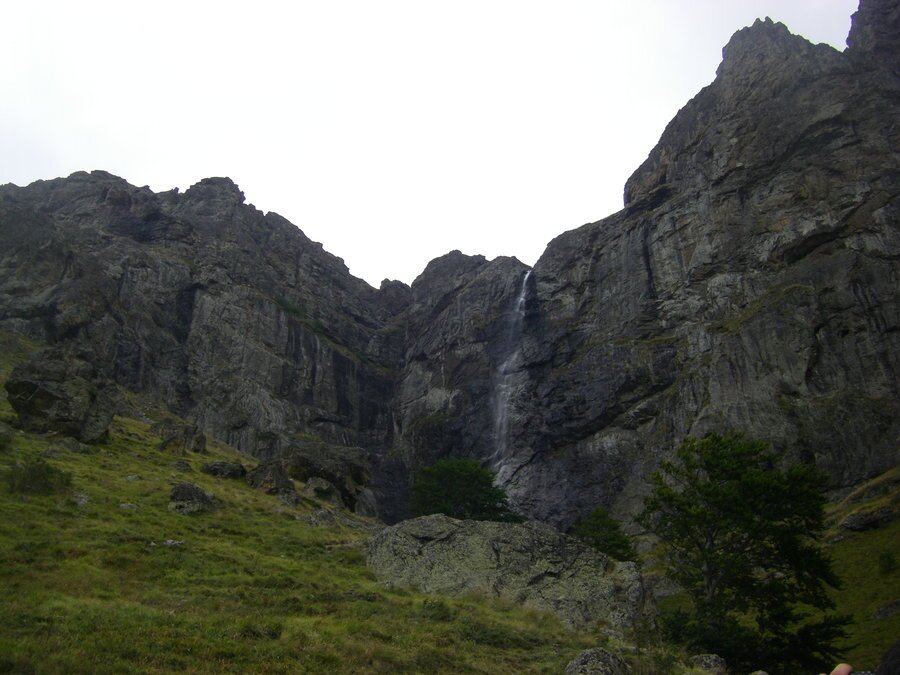 Водопад "Райско пръскало"