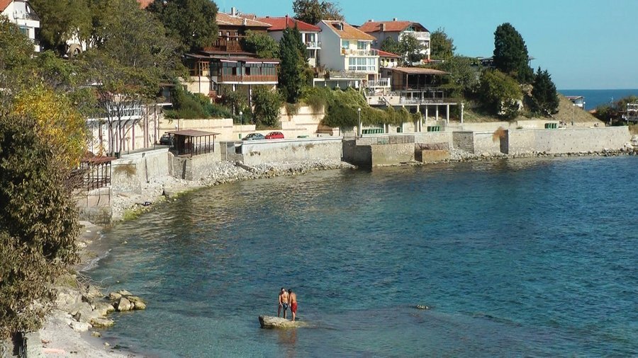 Плаж "Плакамото" - Несебър