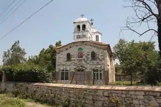 Църква "Св. Архангел Михаил" - Крушуна