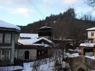 Църквата "Св. Архангел Михаил" - Скандало