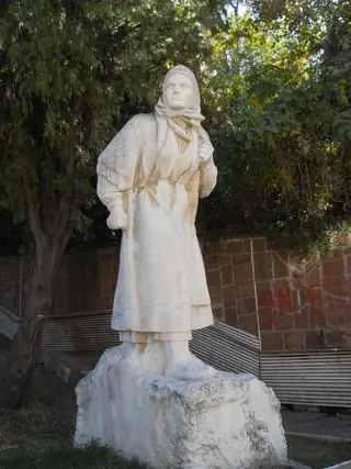 Паметник на Ятачката - Дупница