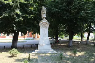 Паметник на загиналите във войните - Брегово