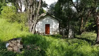 Църква в местност Чукар - с.Чуковезер
